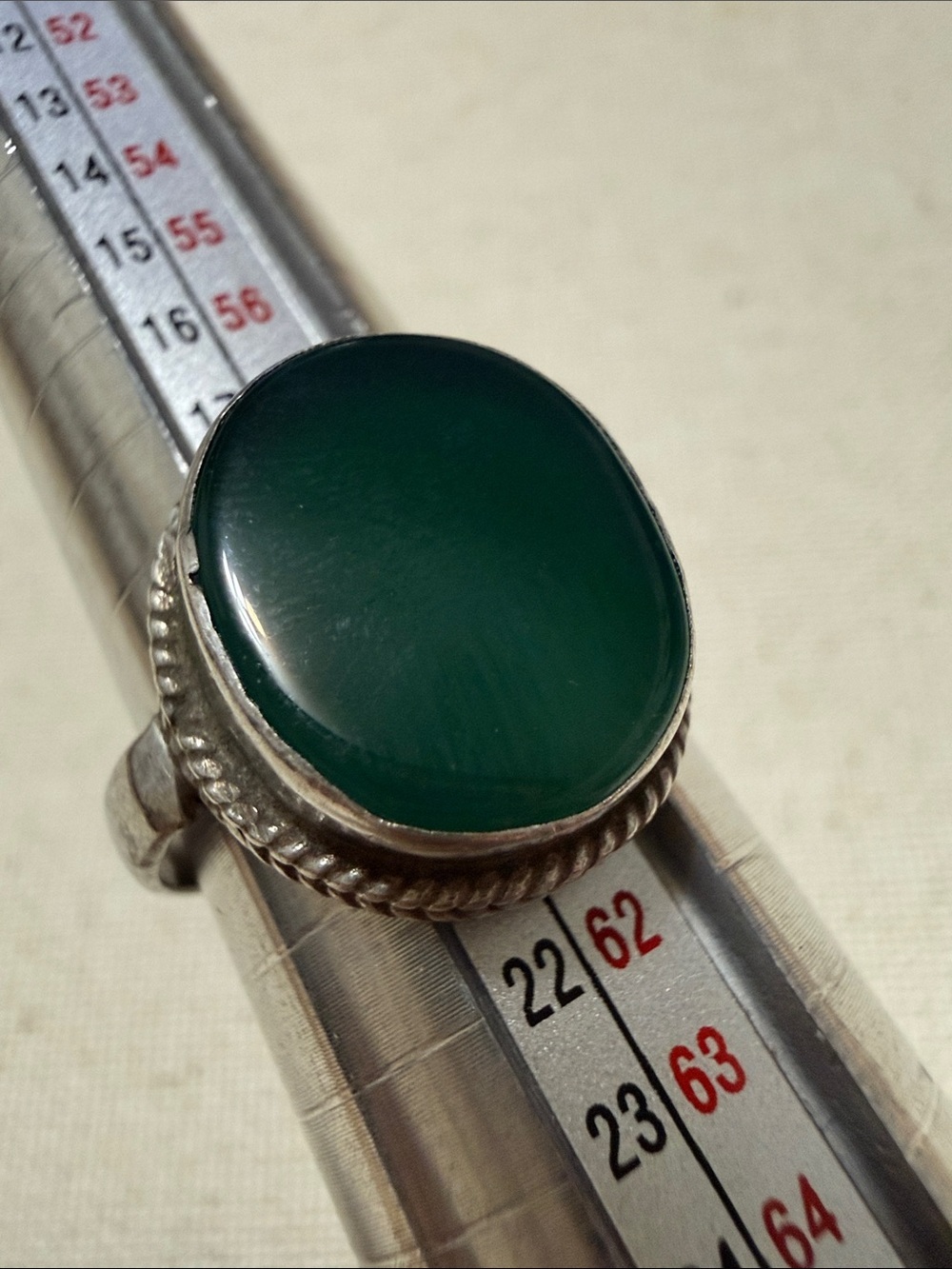 Sterling Silver 925 Green Stone Silver Ring size 9